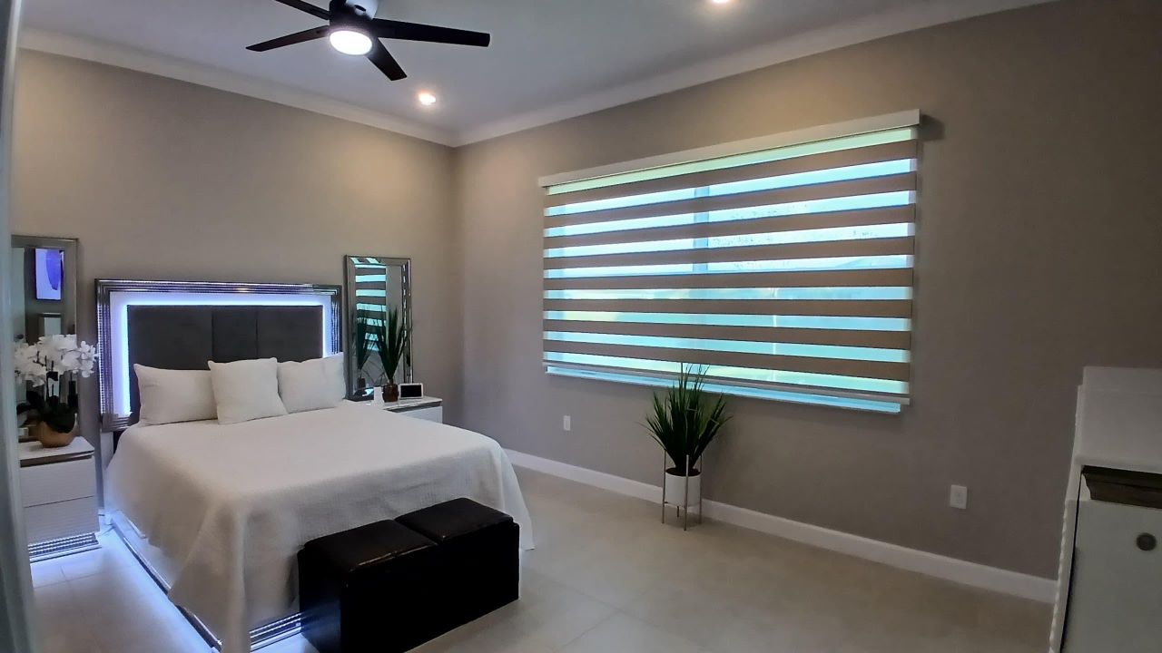 出租: $4,000 (3 贝兹, 3 浴室, 2389 平方英尺)