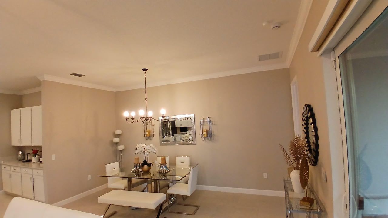 出租: $4,000 (3 贝兹, 3 浴室, 2389 平方英尺)