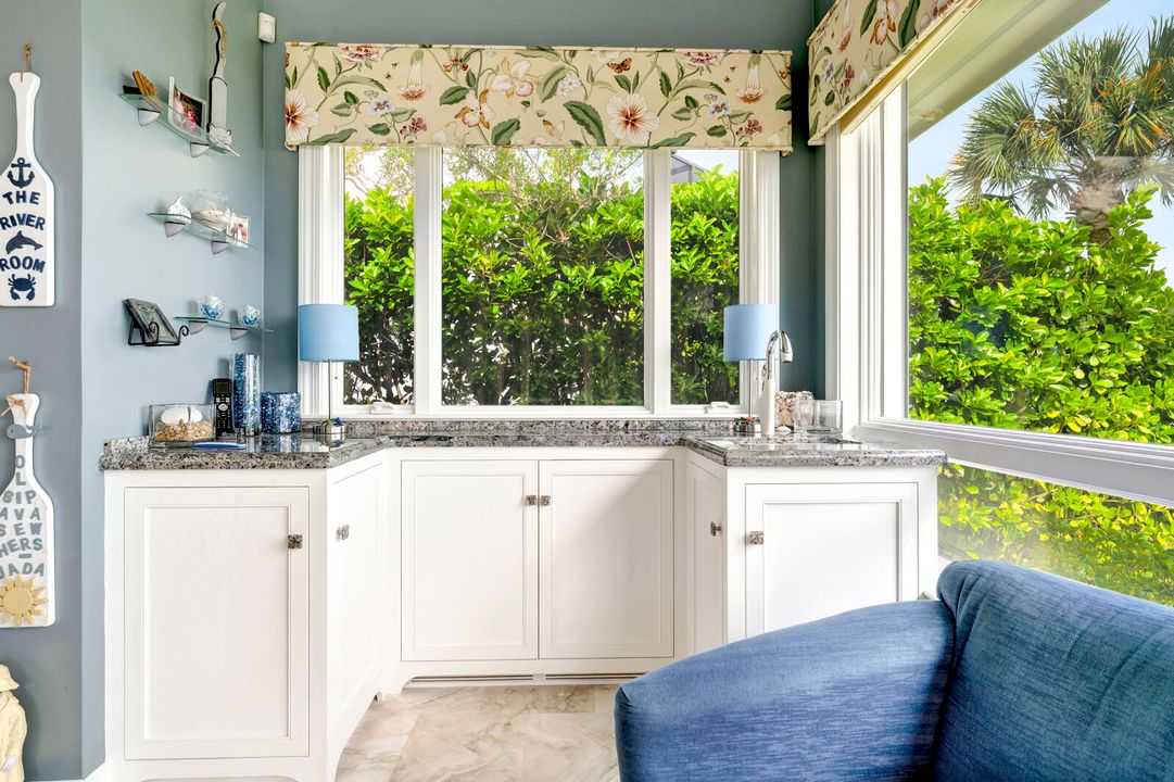 En Venta: $4,300,000 (5 camas, 4 baños, 8123 Pies cuadrados)