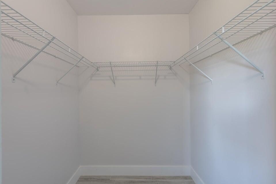 На продажу: $249,900 (2 спален, 2 ванн, 1115 Квадратных фут)