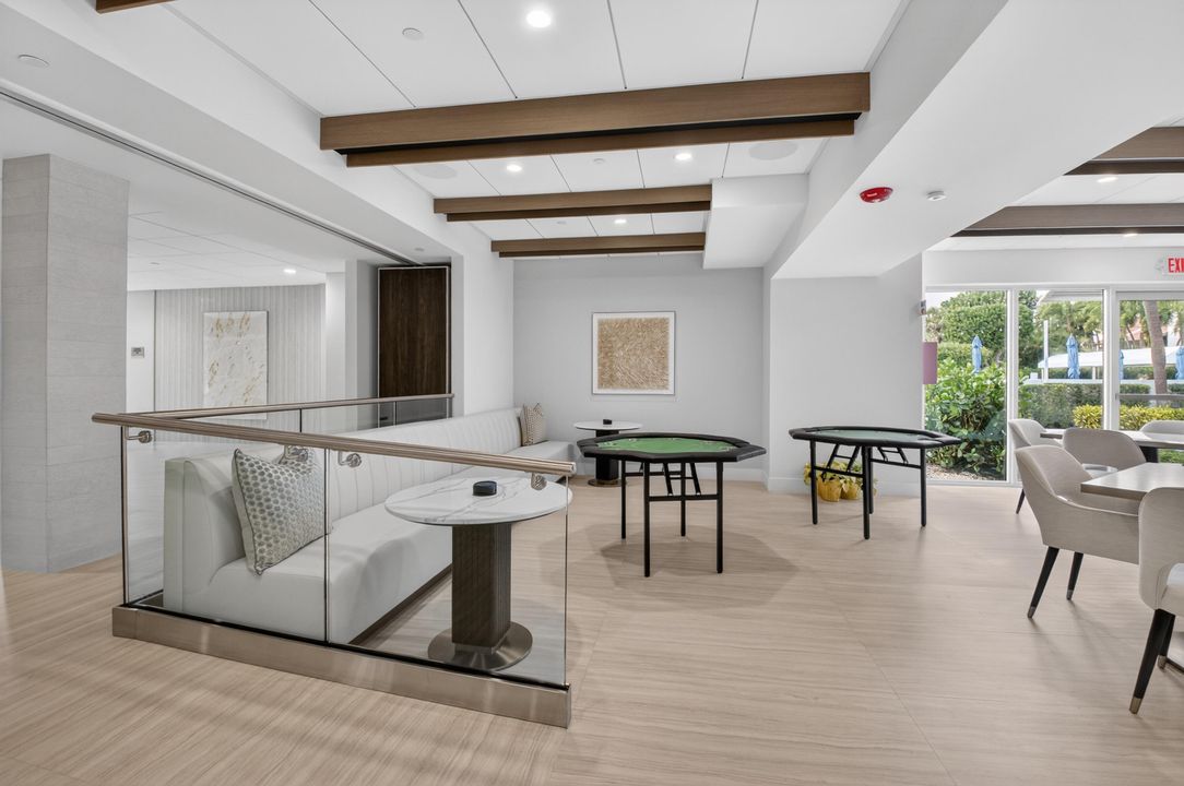 For Sale: $679,000 (2 beds, 2 baths, 1020 Square Feet)