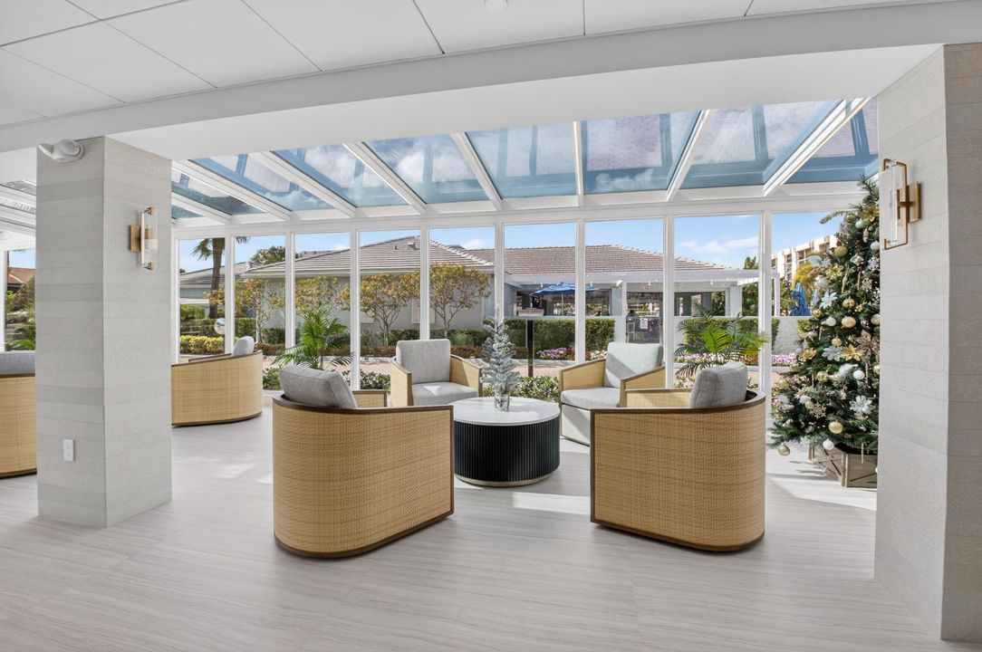 For Sale: $679,000 (2 beds, 2 baths, 1020 Square Feet)