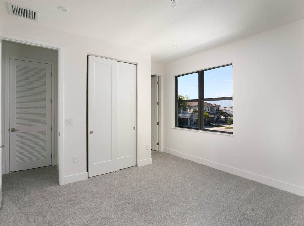 В аренду: $7,000 (5 спален, 6 ванн, 4214 Квадратных фут)