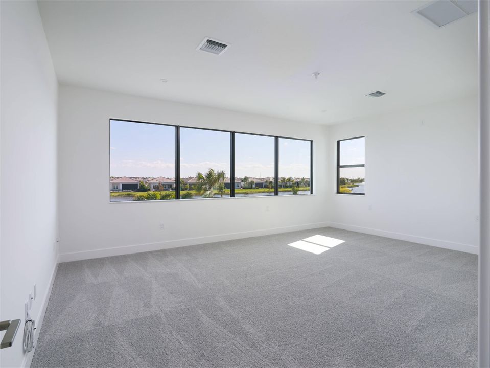 В аренду: $7,000 (5 спален, 6 ванн, 4214 Квадратных фут)