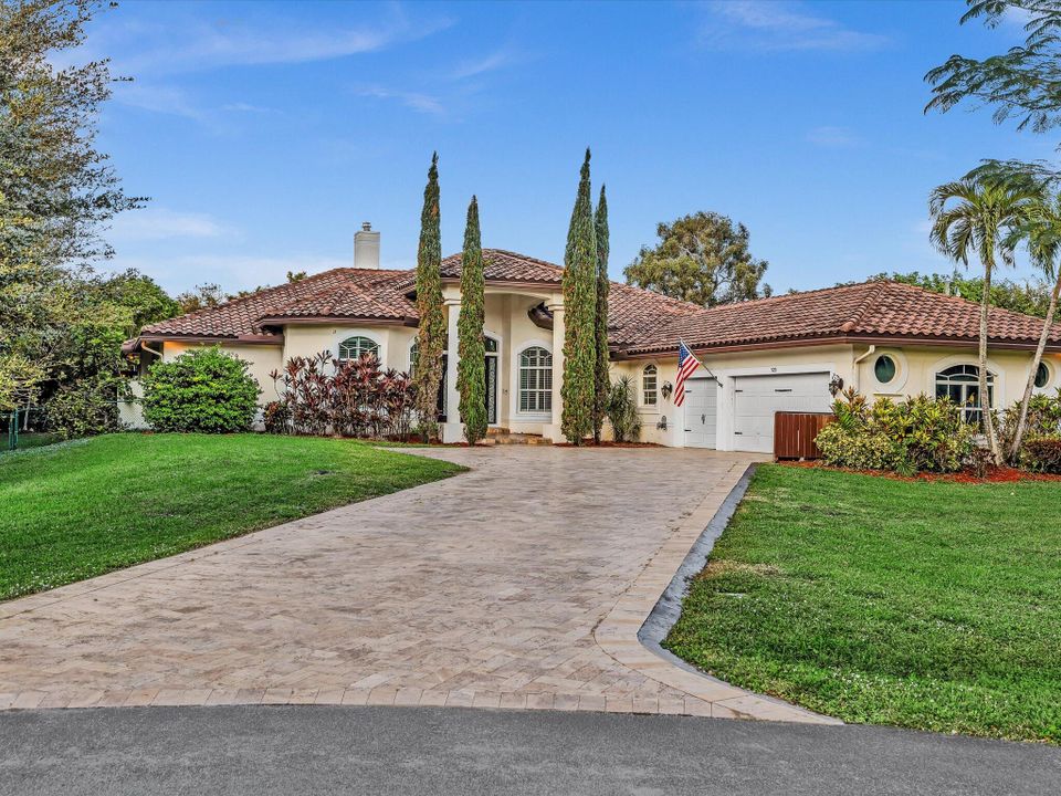 待售: $1,990,000 (5 贝兹, 3 浴室, 3462 平方英尺)