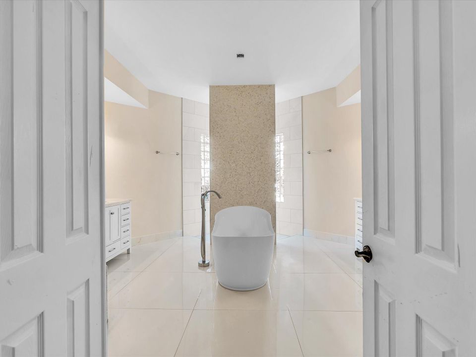 待售: $1,990,000 (5 贝兹, 3 浴室, 3462 平方英尺)