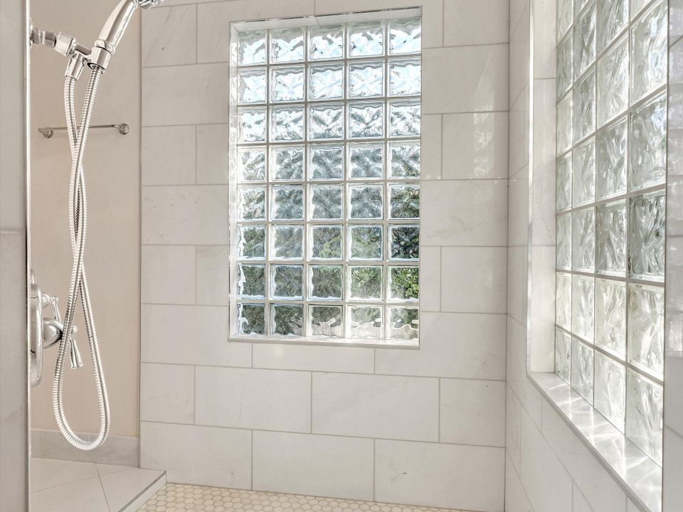 待售: $1,990,000 (5 贝兹, 3 浴室, 3462 平方英尺)