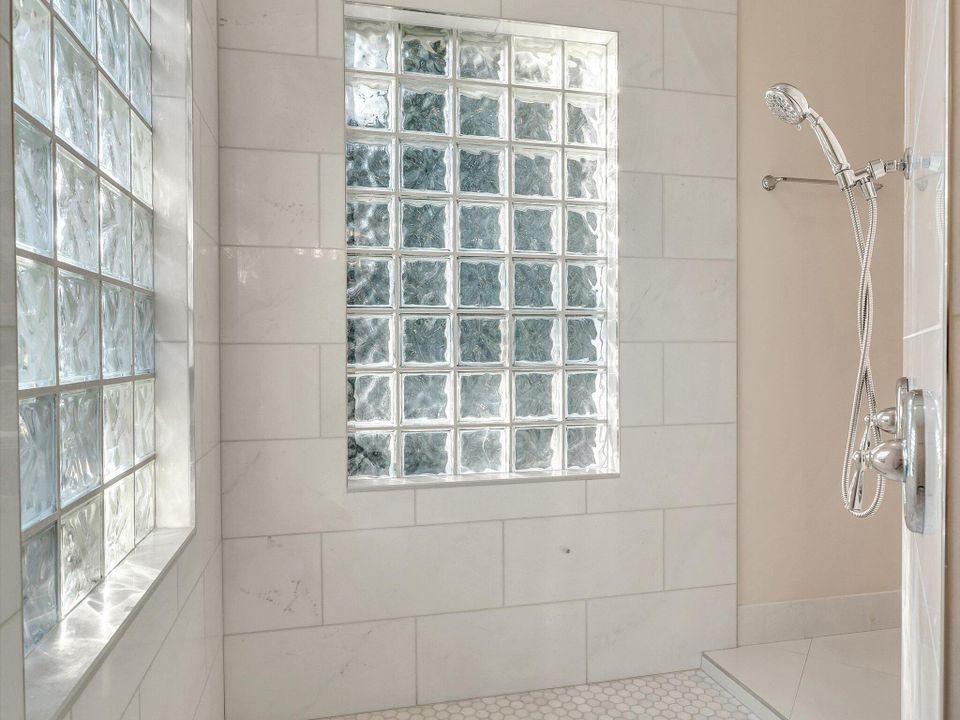 待售: $1,990,000 (5 贝兹, 3 浴室, 3462 平方英尺)