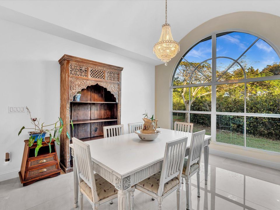 待售: $1,990,000 (5 贝兹, 3 浴室, 3462 平方英尺)