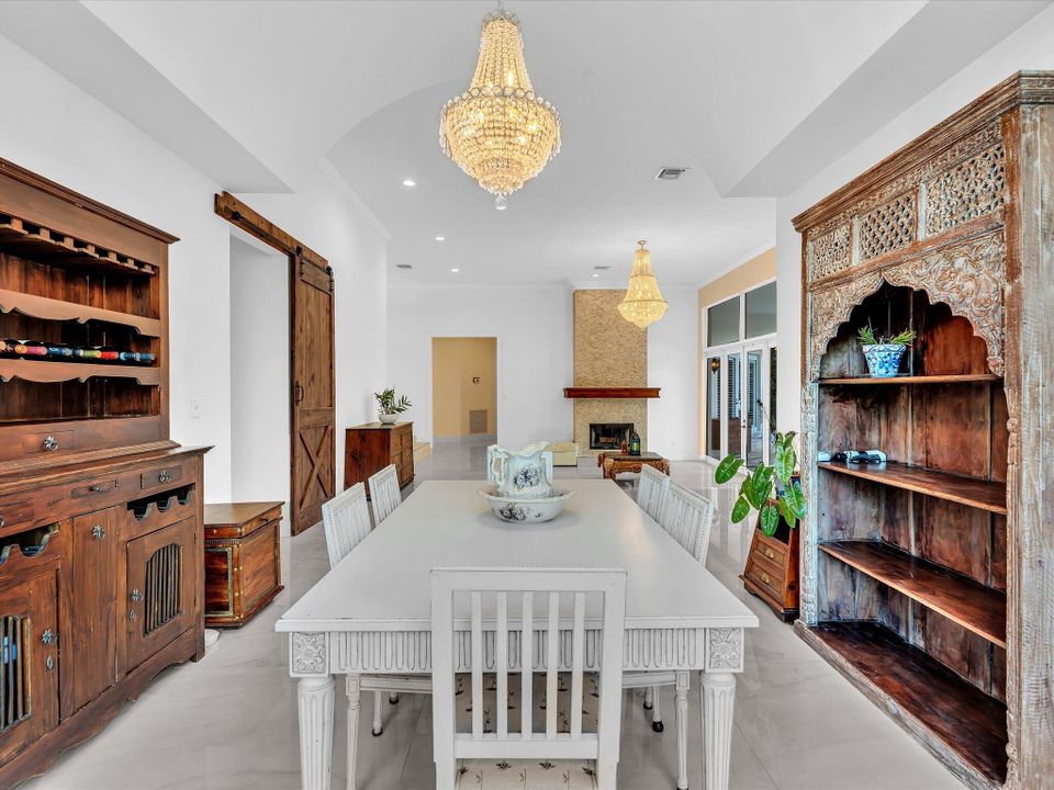 待售: $1,990,000 (5 贝兹, 3 浴室, 3462 平方英尺)