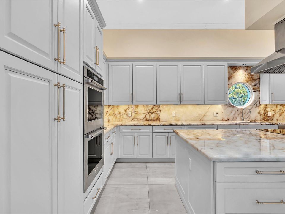 待售: $1,990,000 (5 贝兹, 3 浴室, 3462 平方英尺)