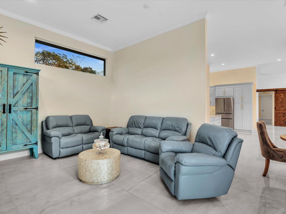 待售: $1,990,000 (5 贝兹, 3 浴室, 3462 平方英尺)