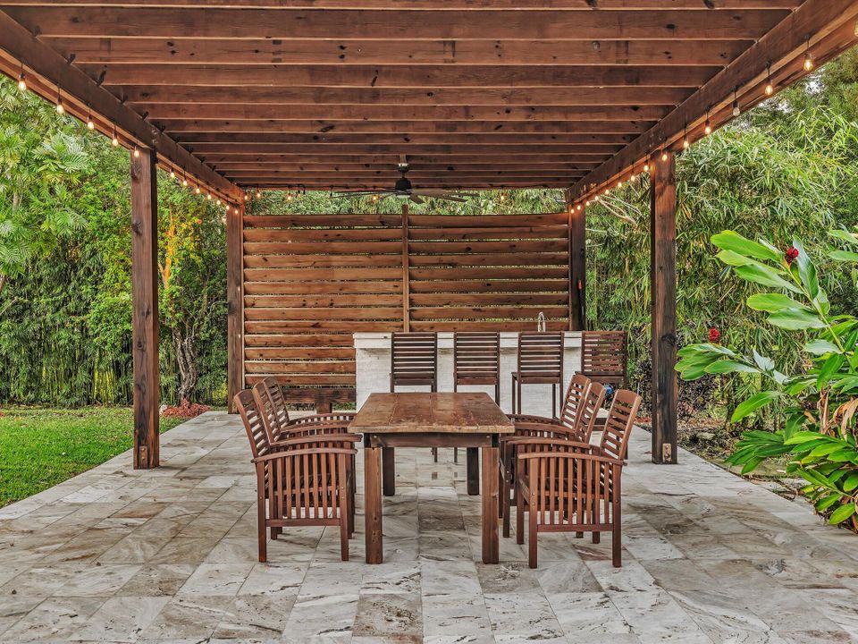 待售: $1,990,000 (5 贝兹, 3 浴室, 3462 平方英尺)