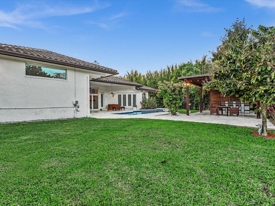 待售: $1,990,000 (5 贝兹, 3 浴室, 3462 平方英尺)