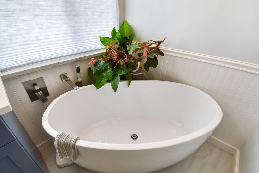 En Venta: $799,000 (3 camas, 2 baños, 2341 Pies cuadrados)