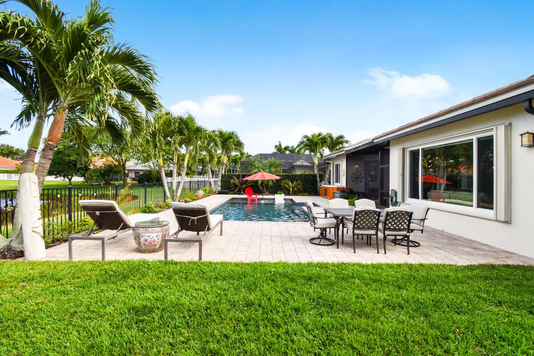 En Venta: $799,000 (3 camas, 2 baños, 2341 Pies cuadrados)