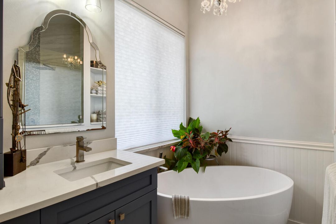 En Venta: $799,000 (3 camas, 2 baños, 2341 Pies cuadrados)