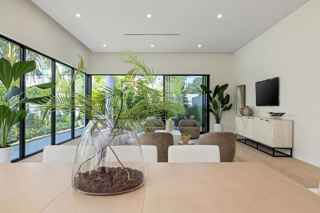 На продажу: $3,195,000 (3 спален, 3 ванн, 3175 Квадратных фут)