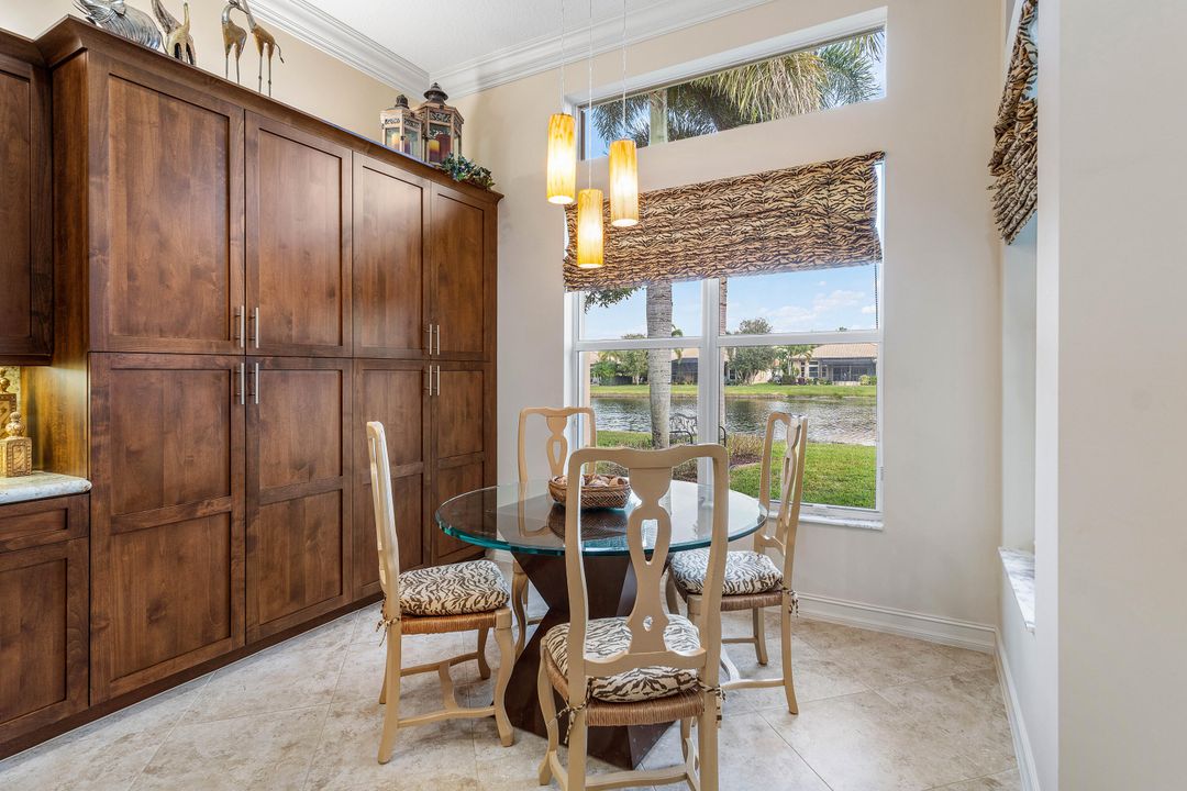 For Sale: $975,000 (4 beds, 3 baths, 2615 Square Feet)