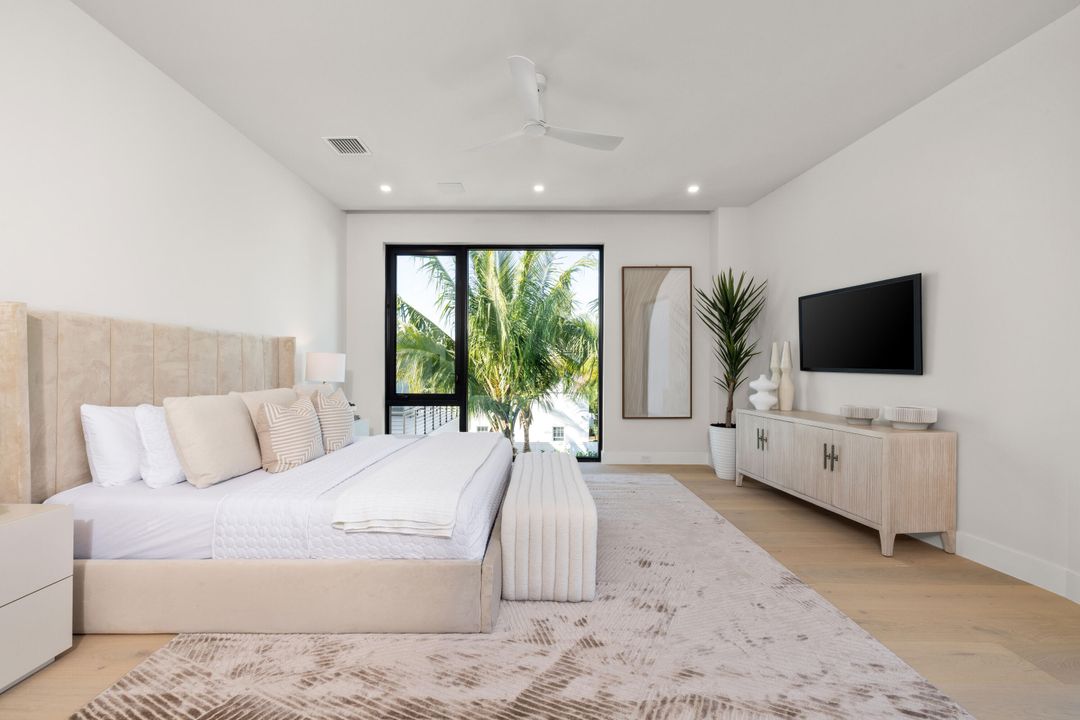 На продажу: $3,195,000 (3 спален, 3 ванн, 3175 Квадратных фут)