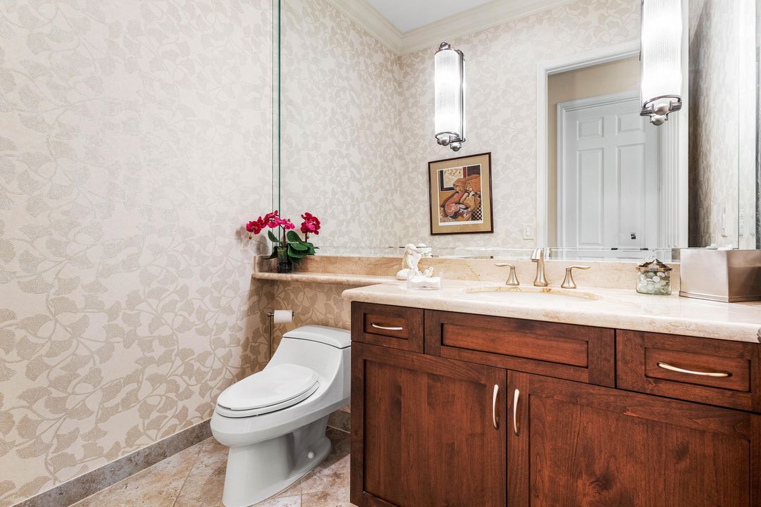 For Sale: $975,000 (4 beds, 3 baths, 2615 Square Feet)