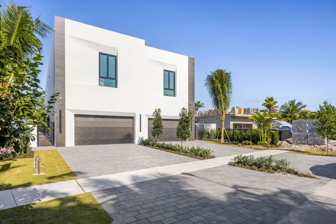 En Venta: $3,195,000 (3 camas, 3 baños, 3175 Pies cuadrados)