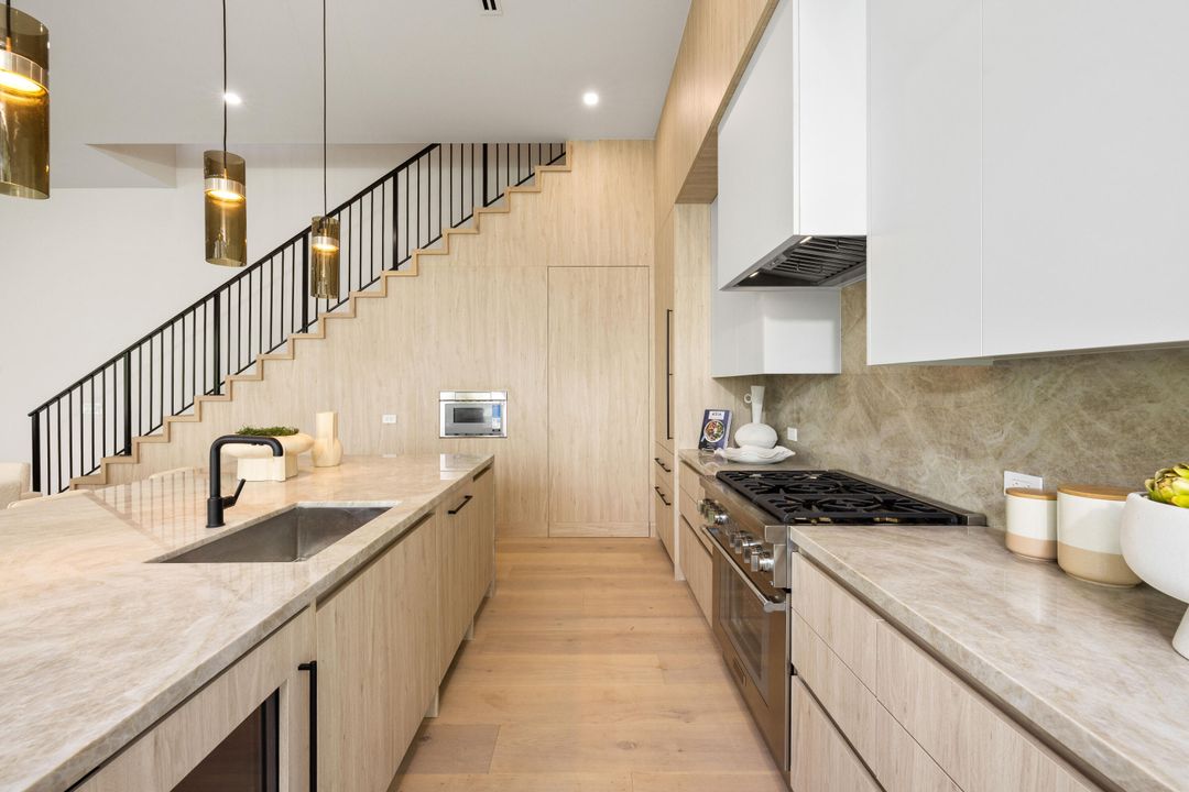 En Venta: $3,195,000 (3 camas, 3 baños, 3175 Pies cuadrados)