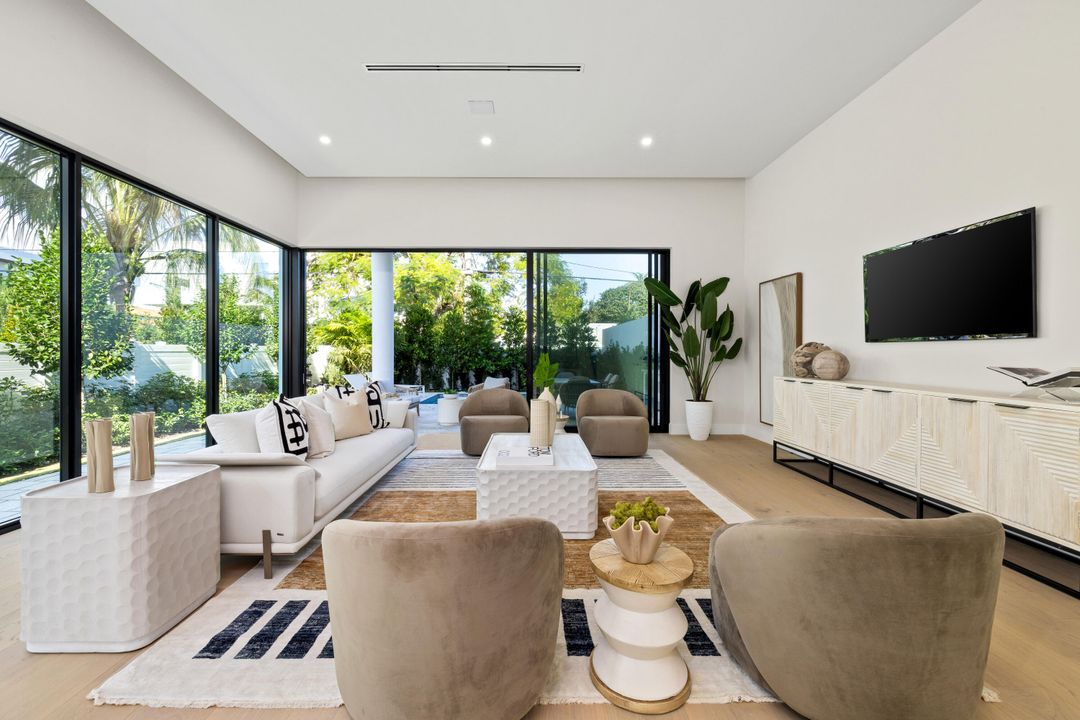 En Venta: $3,195,000 (3 camas, 3 baños, 3175 Pies cuadrados)