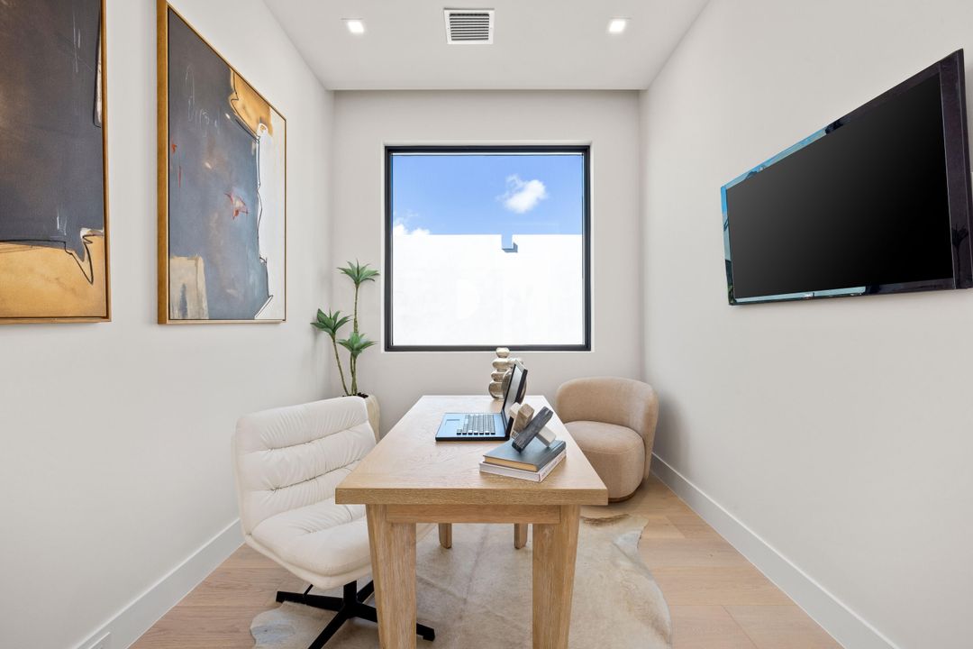 En Venta: $3,195,000 (3 camas, 3 baños, 3175 Pies cuadrados)