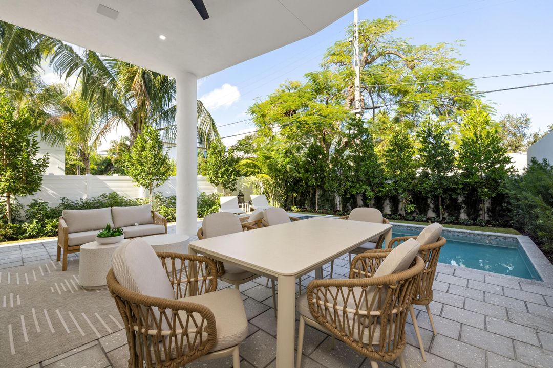 En Venta: $3,195,000 (3 camas, 3 baños, 3175 Pies cuadrados)