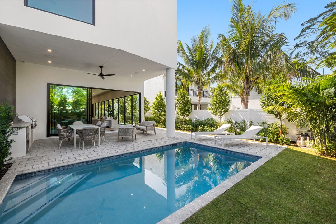 En Venta: $3,195,000 (3 camas, 3 baños, 3175 Pies cuadrados)