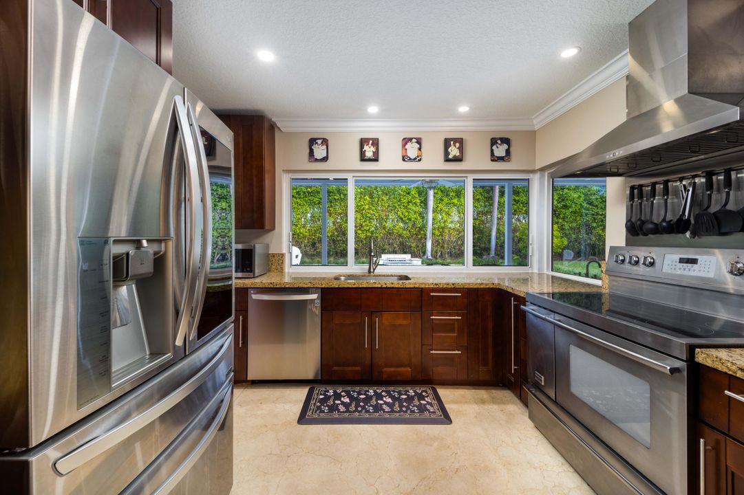 For Sale: $1,450,000 (3 beds, 3 baths, 1917 Square Feet)