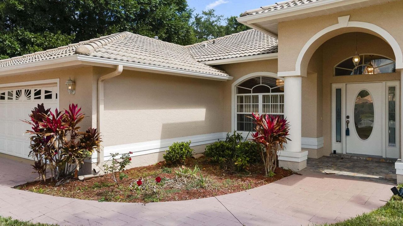 На продажу: $499,000 (3 спален, 2 ванн, 2163 Квадратных фут)