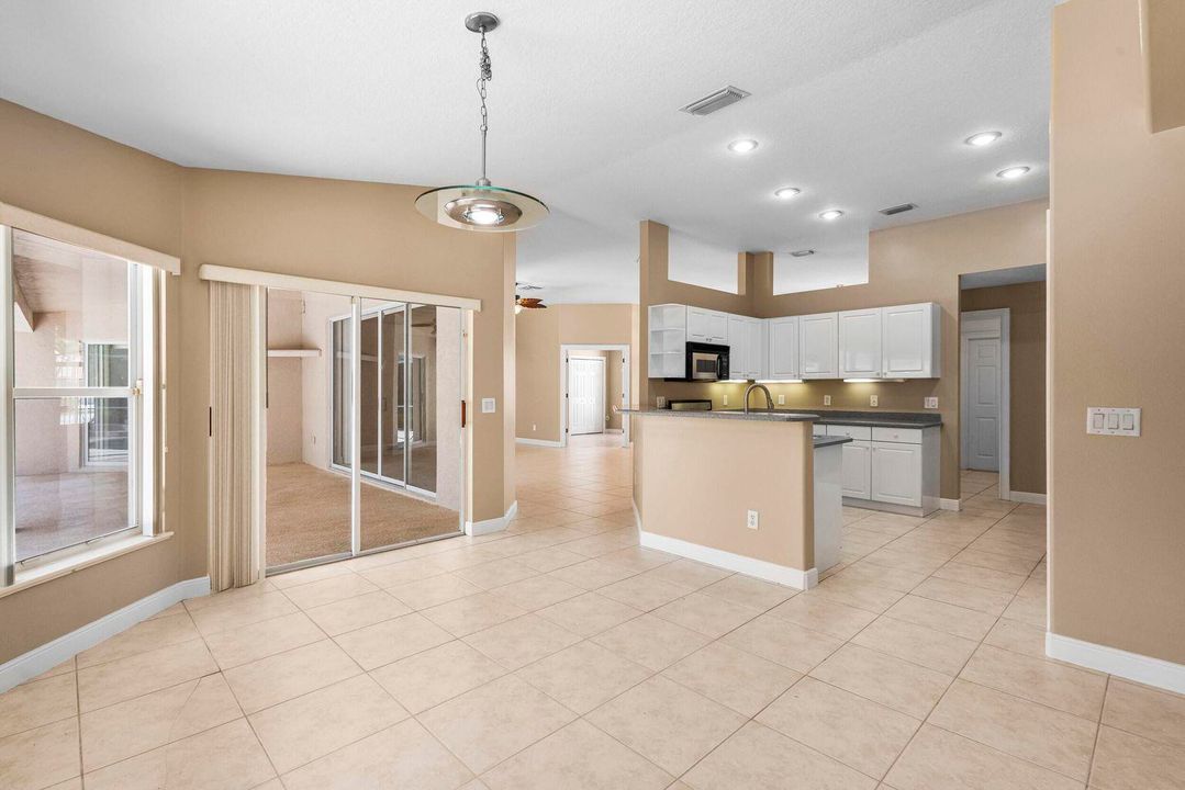 На продажу: $499,000 (3 спален, 2 ванн, 2163 Квадратных фут)