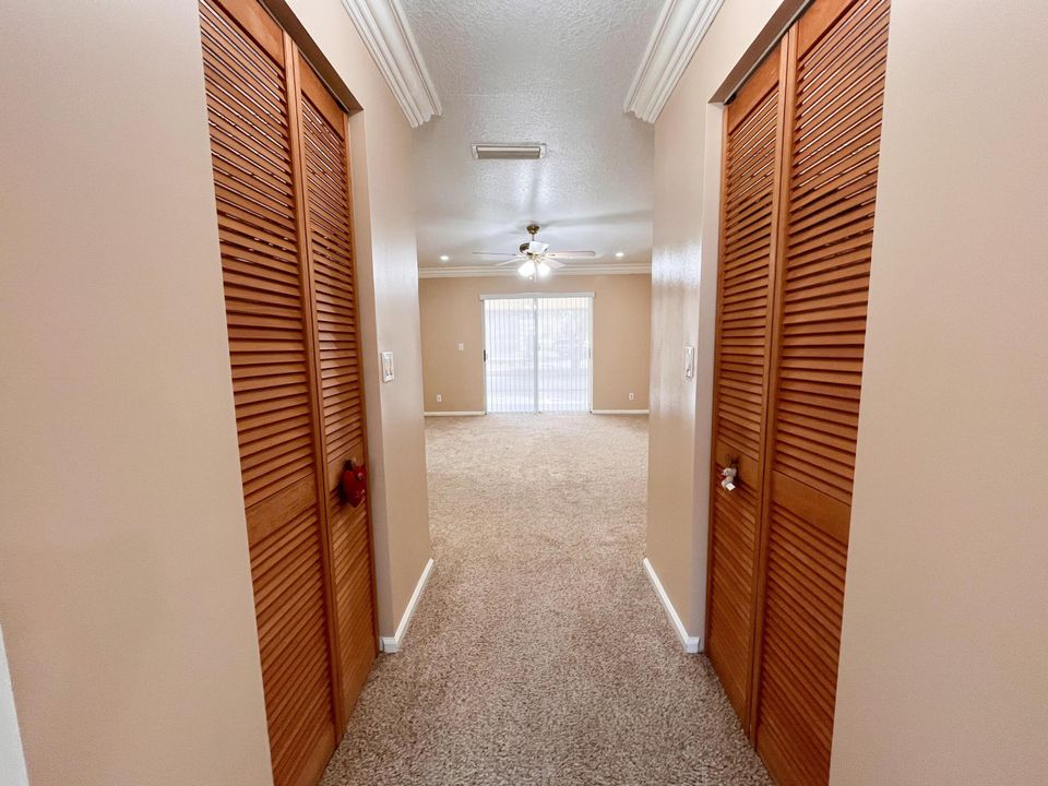 For Rent: $3,100 (3 beds, 2 baths, 1954 Square Feet)