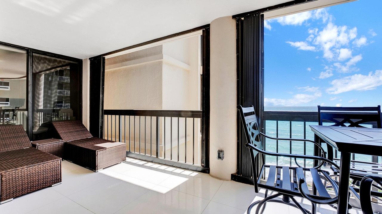 На продажу: $715,000 (2 спален, 2 ванн, 1530 Квадратных фут)