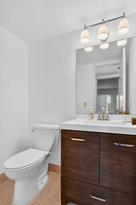 En Venta: $119,500 (2 camas, 1 baños, 880 Pies cuadrados)