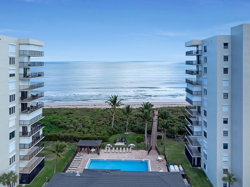 На продажу: $350,000 (2 спален, 2 ванн, 1053 Квадратных фут)