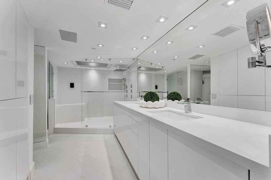 待售: $1,995,000 (2 贝兹, 2 浴室, 1740 平方英尺)