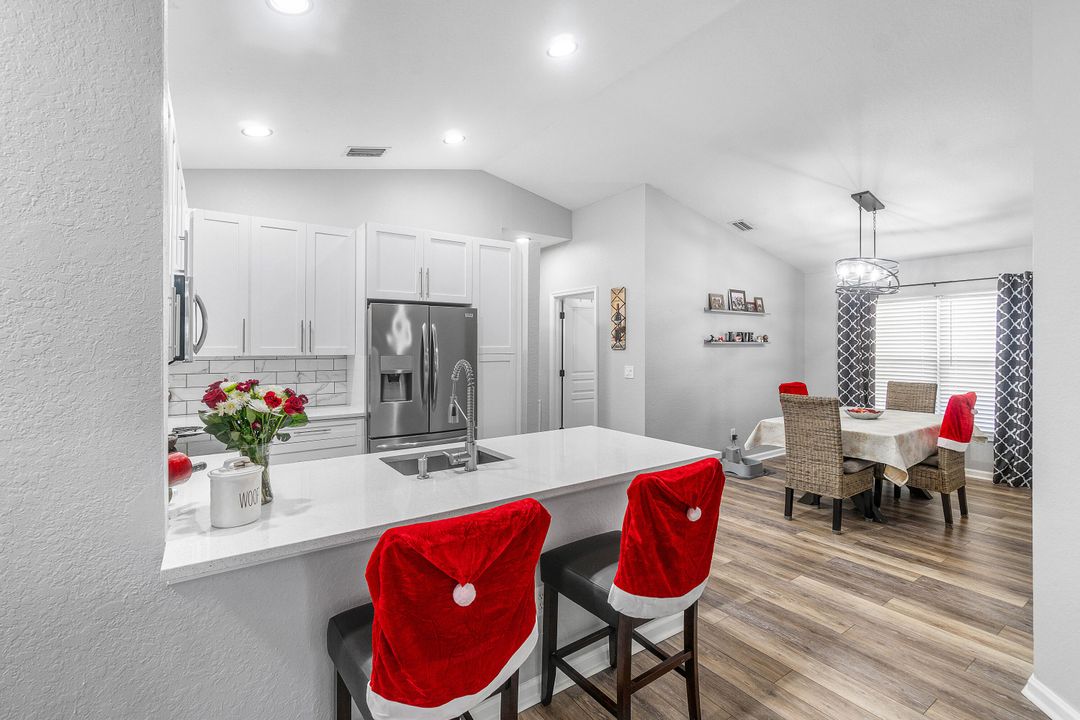 En Venta: $449,900 (3 camas, 2 baños, 1248 Pies cuadrados)