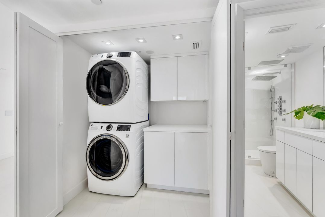 待售: $1,995,000 (2 贝兹, 2 浴室, 1740 平方英尺)