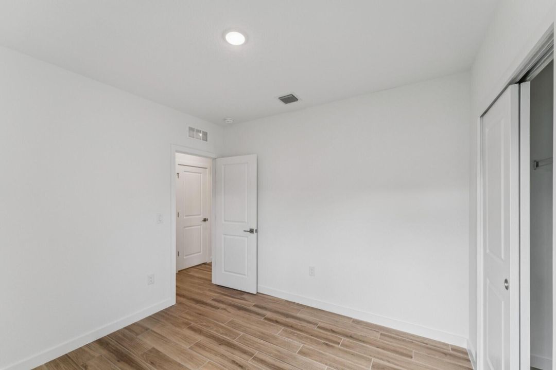 На продажу: $519,995 (4 спален, 3 ванн, 2094 Квадратных фут)