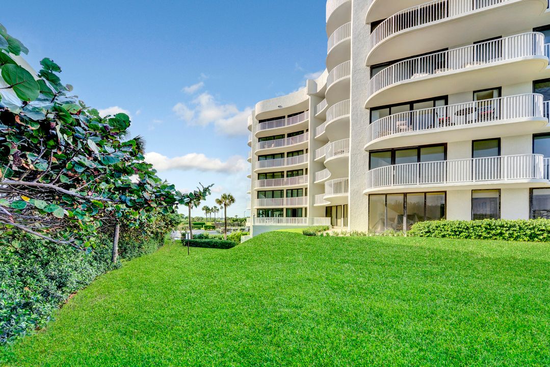 待售: $1,995,000 (2 贝兹, 2 浴室, 1740 平方英尺)