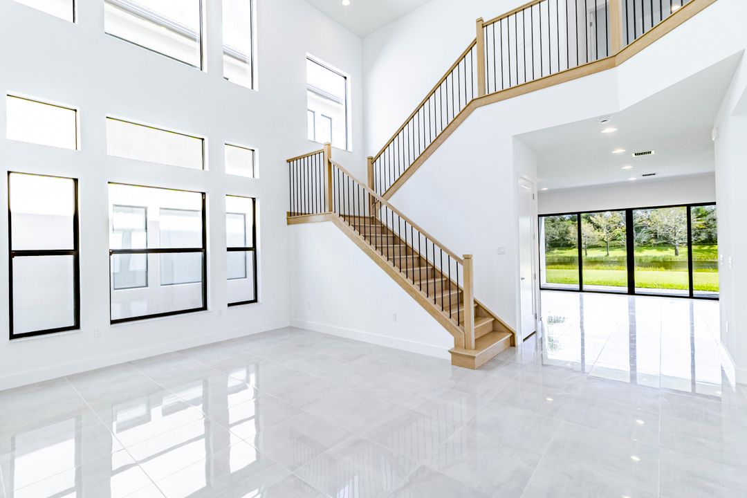 For Sale: $1,825,000 (5 beds, 7 baths, 4605 Square Feet)