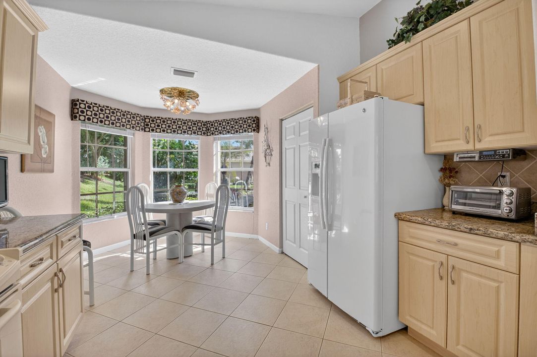 На продажу: $486,000 (3 спален, 2 ванн, 1670 Квадратных фут)