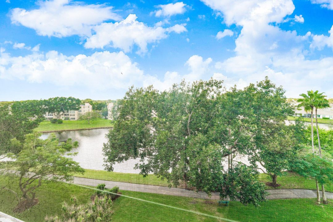 En Venta: $144,900 (2 camas, 2 baños, 1060 Pies cuadrados)