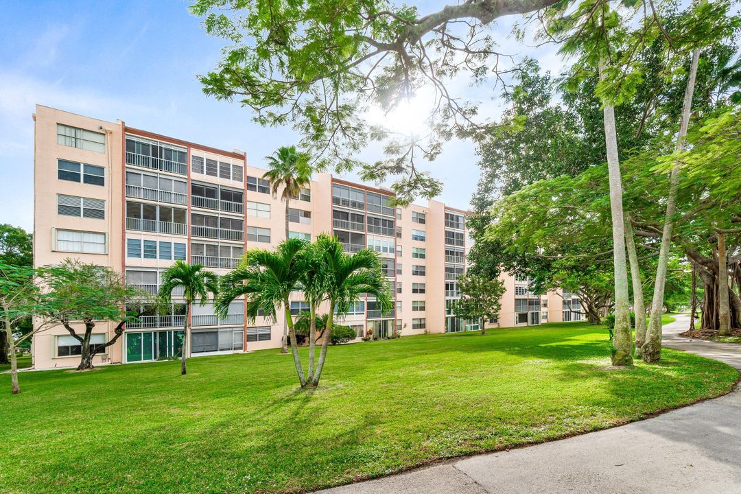 En Venta: $144,900 (2 camas, 2 baños, 1060 Pies cuadrados)