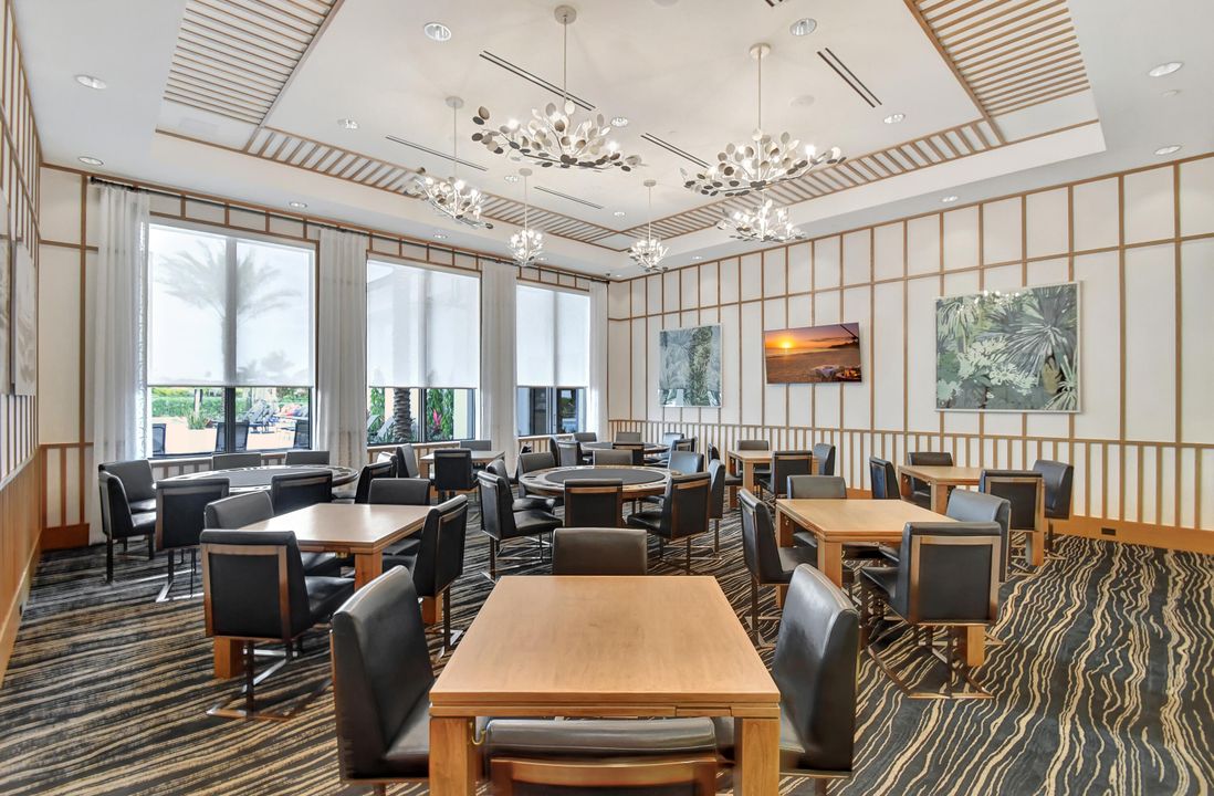 For Sale: $1,825,000 (5 beds, 7 baths, 4605 Square Feet)