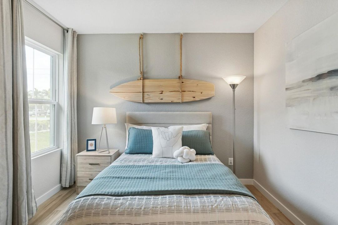 待售: $569,995 (4 贝兹, 3 浴室, 2350 平方英尺)