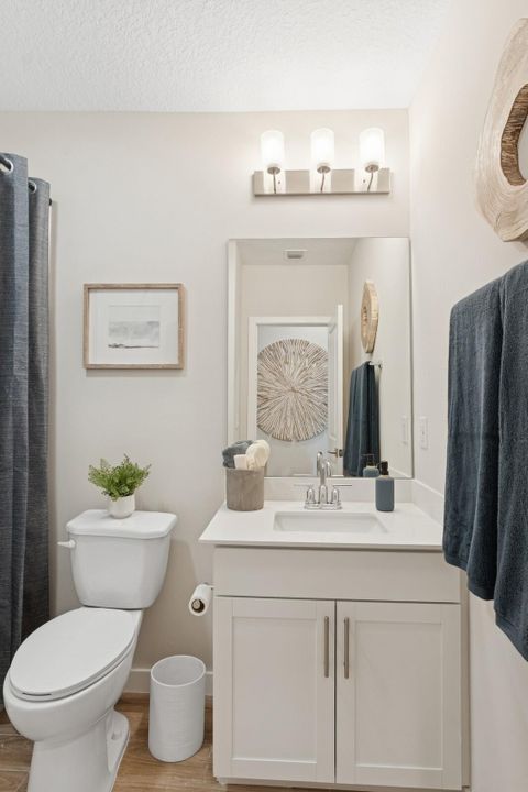 待售: $569,995 (4 贝兹, 3 浴室, 2350 平方英尺)